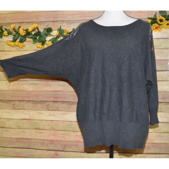 Cable & Gauge Women's Gray Studded 3/4 Dolman Sleeves Sweater Top Plus Size 2X - Picture 5 of 12